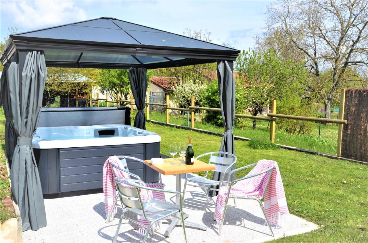 Le Cemarose: Spa, Jardin, Terrasse Et Jolie Vue Au Coeur D'Epernay Ngoại thất bức ảnh