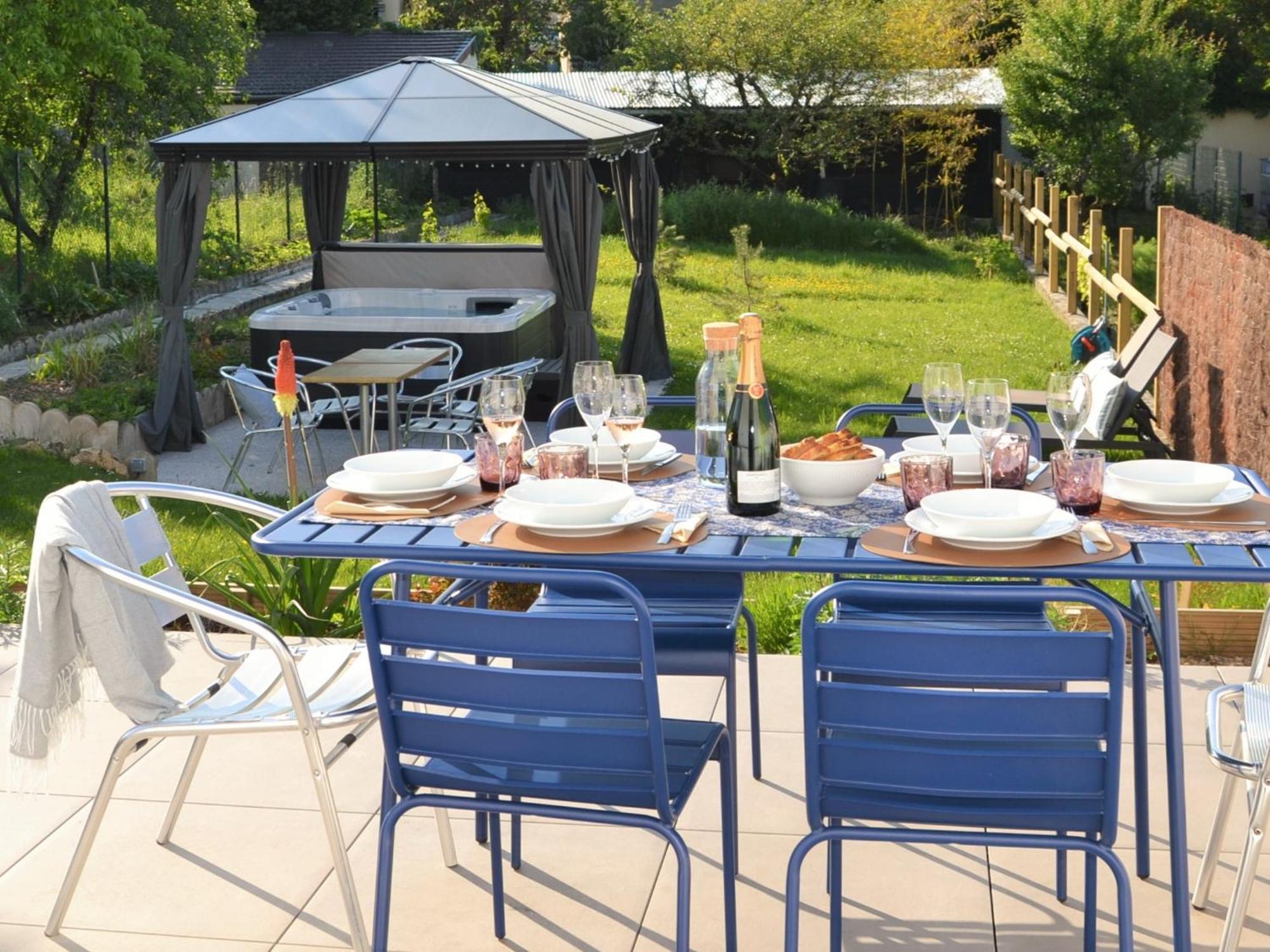 Le Cemarose: Spa, Jardin, Terrasse Et Jolie Vue Au Coeur D'Epernay Ngoại thất bức ảnh