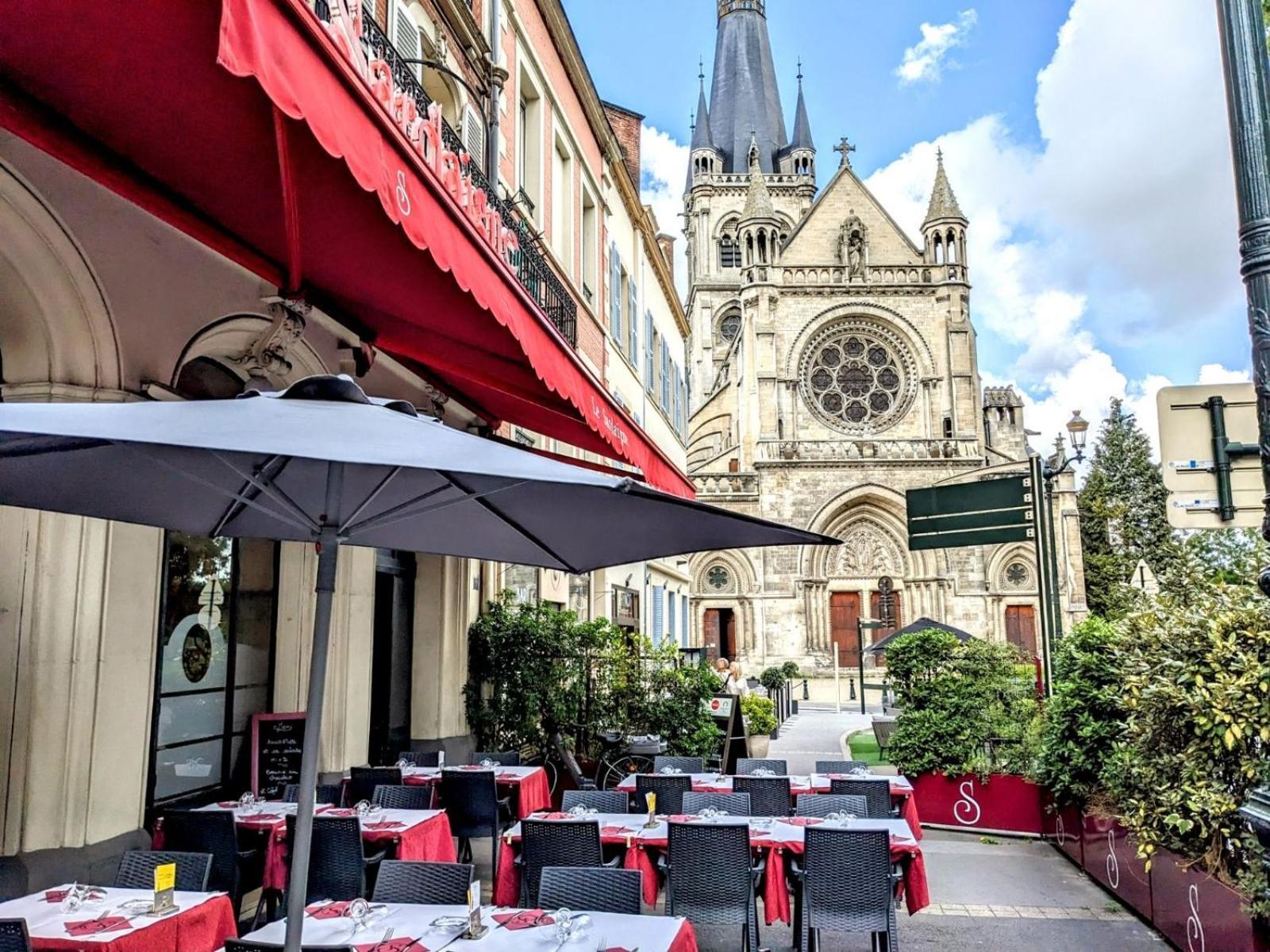 Le Cemarose: Spa, Jardin, Terrasse Et Jolie Vue Au Coeur D'Epernay Ngoại thất bức ảnh