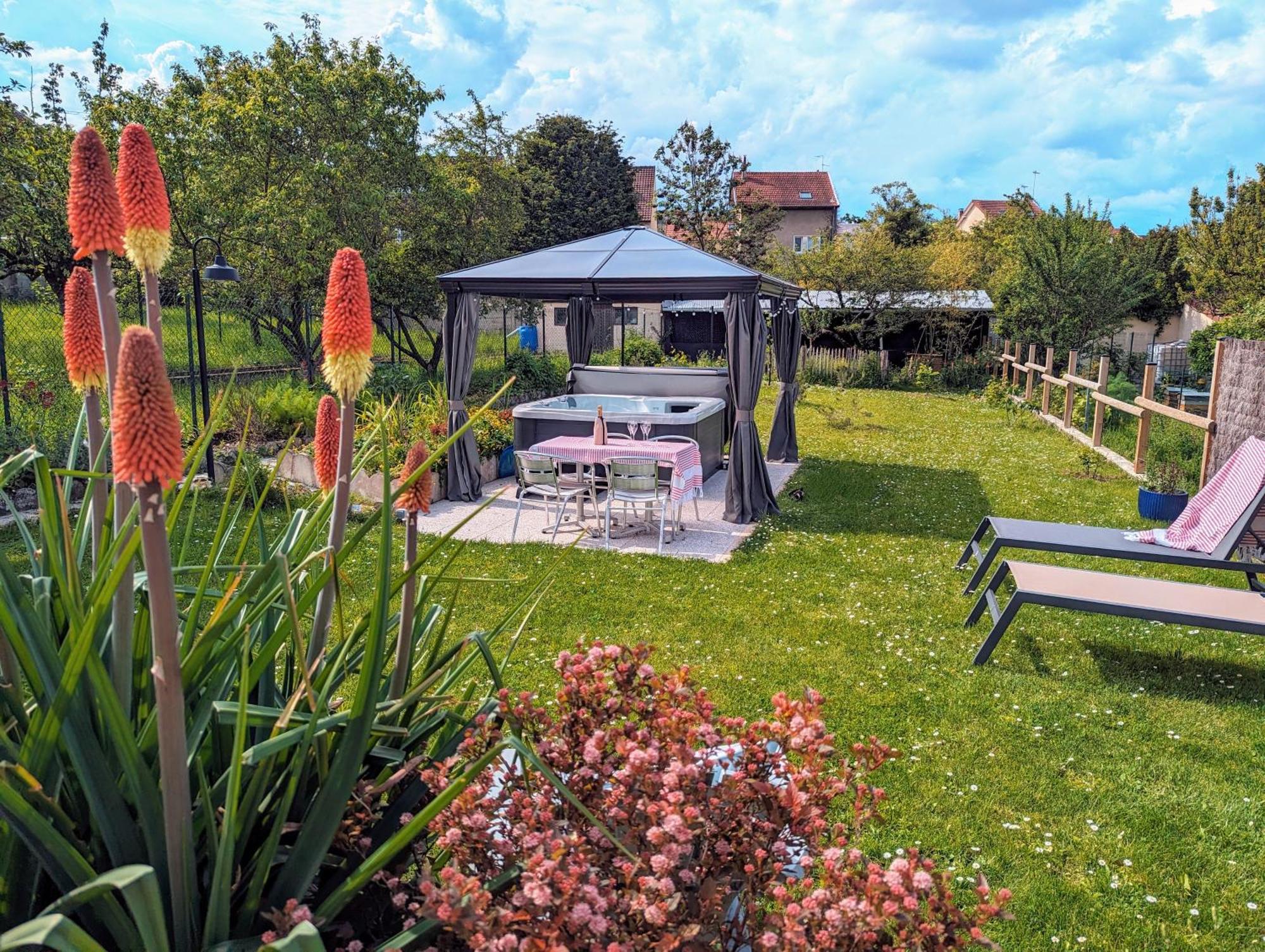 Le Cemarose: Spa, Jardin, Terrasse Et Jolie Vue Au Coeur D'Epernay Ngoại thất bức ảnh